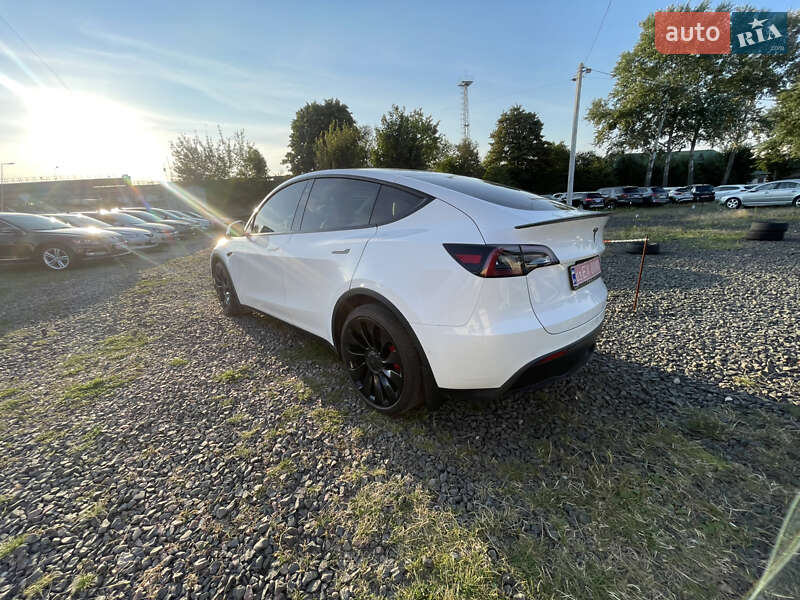 Позашляховик / Кросовер Tesla Model Y 2021 в Луцьку