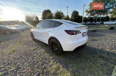 Позашляховик / Кросовер Tesla Model Y 2021 в 
