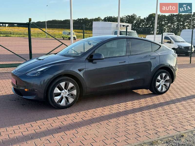 Внедорожник / Кроссовер Tesla Model Y 2023 в 
