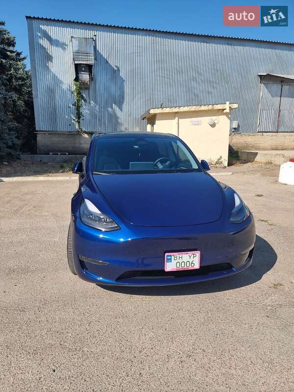 Внедорожник / Кроссовер Tesla Model Y 2023 в 