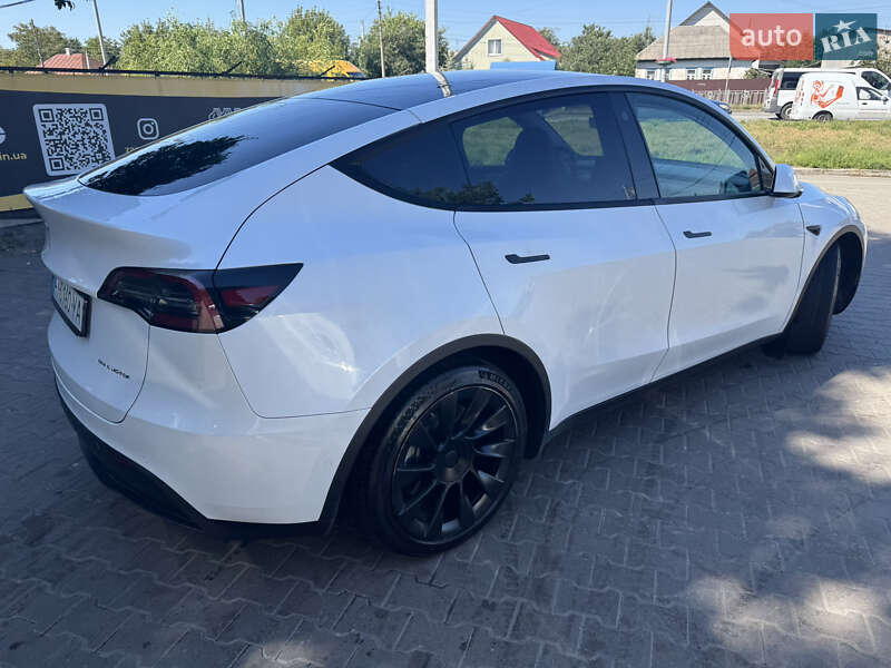 Позашляховик / Кросовер Tesla Model Y 2021 в Броварах фото 14 Позашляховик / Кросовер Tesla Model Y 2021 в Броварах
