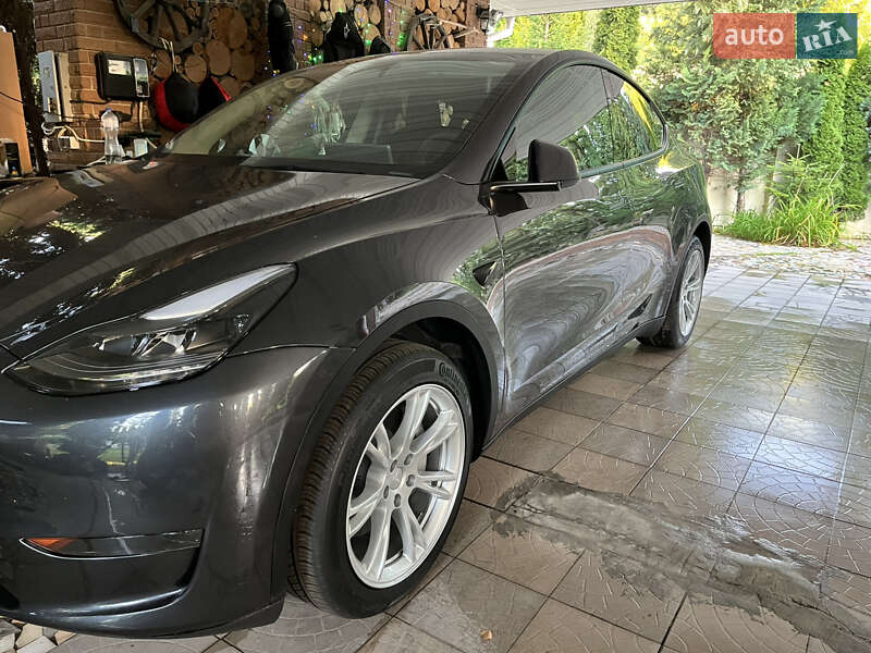 Внедорожник / Кроссовер Tesla Model Y 2024 в Киеве фото 14 Внедорожник / Кроссовер Tesla Model Y 2024 в Киеве