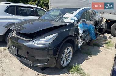 Внедорожник / Кроссовер Tesla Model Y 2021 в 
