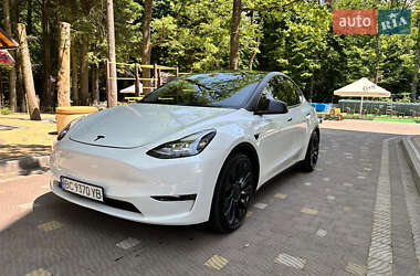 Позашляховик / Кросовер Tesla Model Y 2022 в Львові