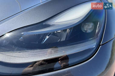 Внедорожник / Кроссовер Tesla Model Y 2022 в 