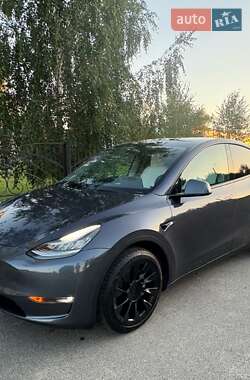 Позашляховик / Кросовер Tesla Model Y 2022 в 