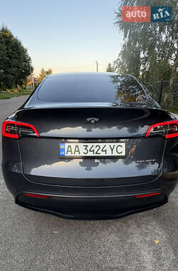Позашляховик / Кросовер Tesla Model Y 2022 в 