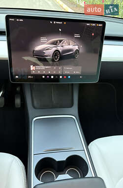 Позашляховик / Кросовер Tesla Model Y 2022 в 
