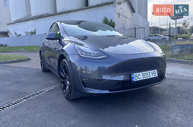 Внедорожник / Кроссовер Tesla Model Y 2021 в 