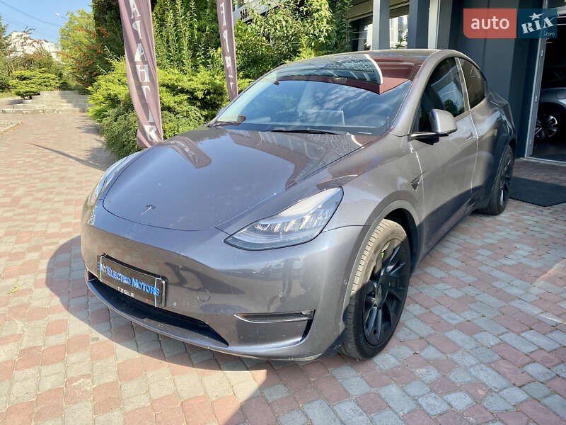 Внедорожник / Кроссовер Tesla Model Y 2021 в 