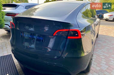 Внедорожник / Кроссовер Tesla Model Y 2021 в 
