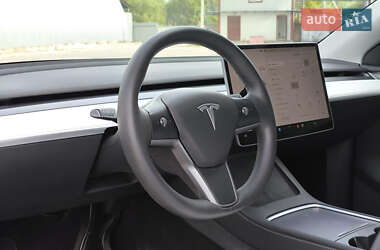 Позашляховик / Кросовер Tesla Model Y 2022 в 