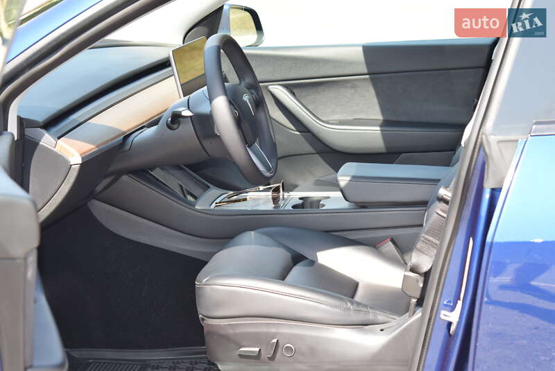 Позашляховик / Кросовер Tesla Model Y 2021 в Білогородці фото 37 Позашляховик / Кросовер Tesla Model Y 2021 в Білогородці