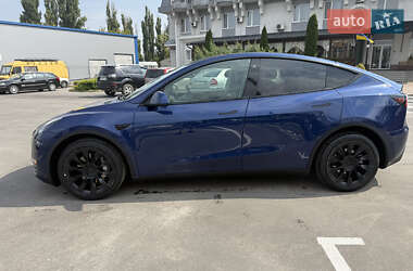 Позашляховик / Кросовер Tesla Model Y 2022 в 