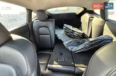 Внедорожник / Кроссовер Tesla Model Y 2021 в 