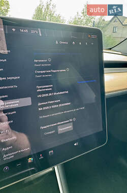 Позашляховик / Кросовер Tesla Model Y 2020 в 