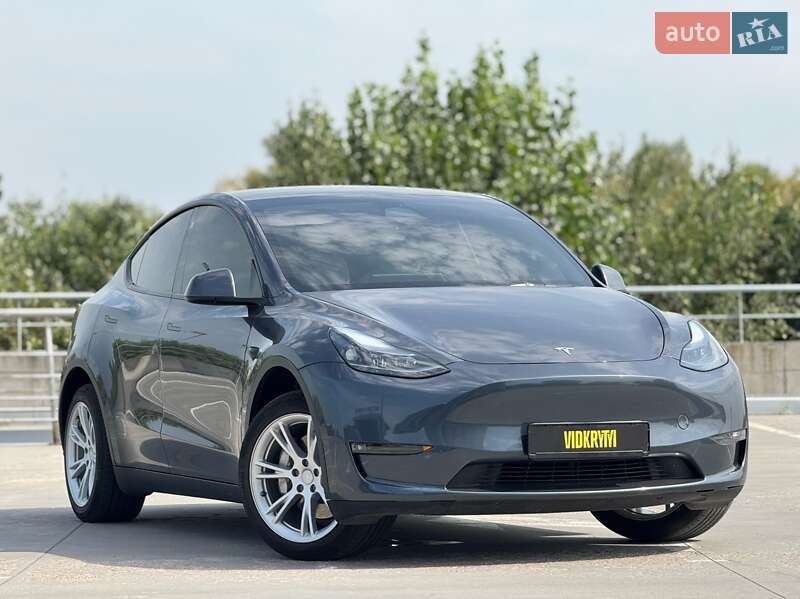 Позашляховик / Кросовер Tesla Model Y 2022 в Києві
