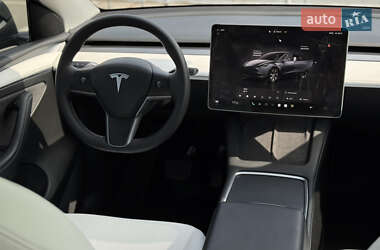 Внедорожник / Кроссовер Tesla Model Y 2022 в 