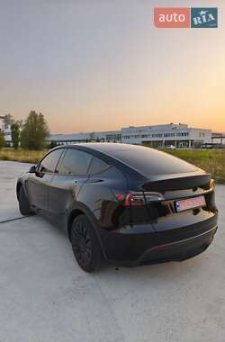 Позашляховик / Кросовер Tesla Model Y 2023 в 