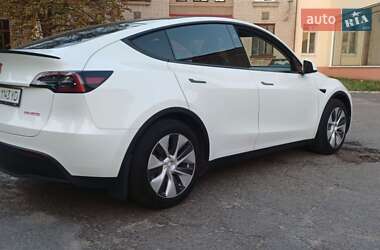 Внедорожник / Кроссовер Tesla Model Y 2023 в 