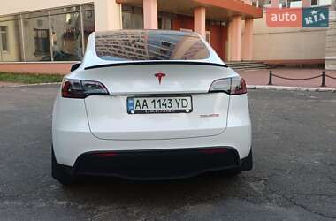 Внедорожник / Кроссовер Tesla Model Y 2023 в 