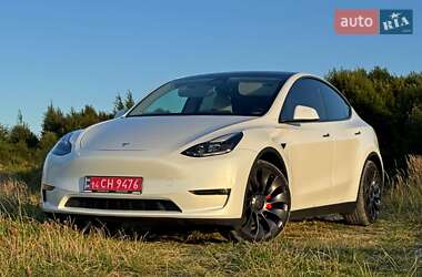 Позашляховик / Кросовер Tesla Model Y 2023 в 