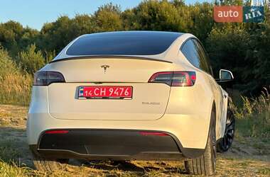 Позашляховик / Кросовер Tesla Model Y 2023 в 