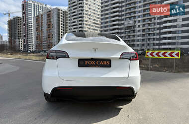Позашляховик / Кросовер Tesla Model Y 2023 в 