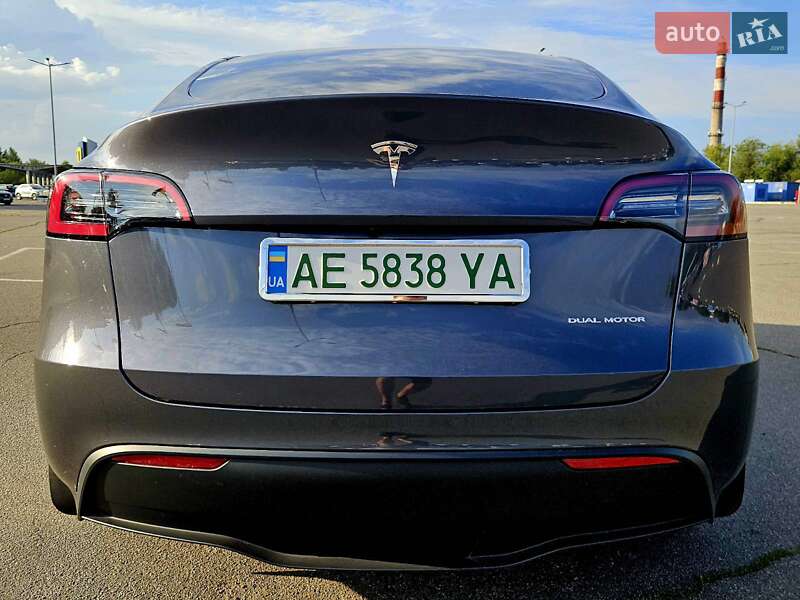 Позашляховик / Кросовер Tesla Model Y 2023 в Дніпрі