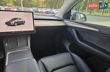 Внедорожник / Кроссовер Tesla Model Y 2023 в 