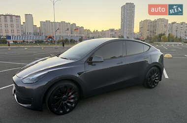 Внедорожник / Кроссовер Tesla Model Y 2022 в 