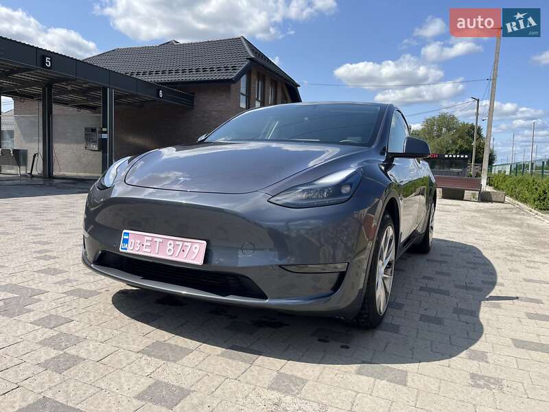 Внедорожник / Кроссовер Tesla Model Y 2021 в Ровно