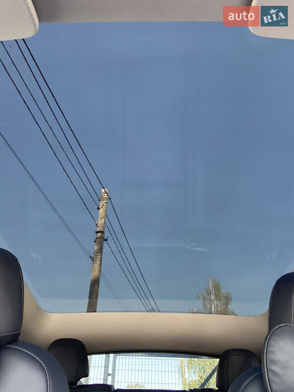 Внедорожник / Кроссовер Tesla Model Y 2021 в Киеве фото 25 Внедорожник / Кроссовер Tesla Model Y 2021 в Киеве