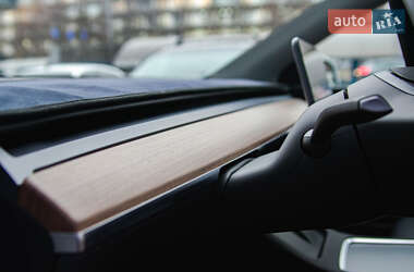 Внедорожник / Кроссовер Tesla Model Y 2022 в 