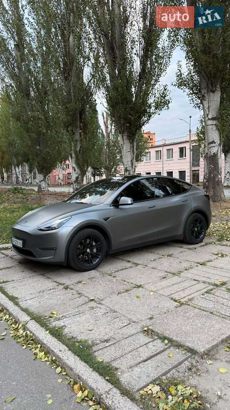 Внедорожник / Кроссовер Tesla Model Y 2022 в 