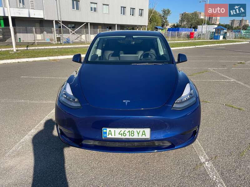Внедорожник / Кроссовер Tesla Model Y 2021 в Киеве