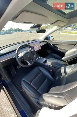 Позашляховик / Кросовер Tesla Model Y 2021 в 