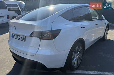 Позашляховик / Кросовер Tesla Model Y 2022 в 