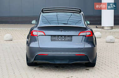 Позашляховик / Кросовер Tesla Model Y 2023 в 