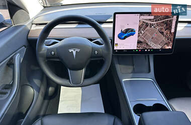 Внедорожник / Кроссовер Tesla Model Y 2021 в 