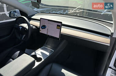 Внедорожник / Кроссовер Tesla Model Y 2021 в 