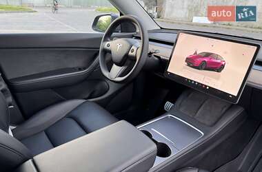 Внедорожник / Кроссовер Tesla Model Y 2022 в 