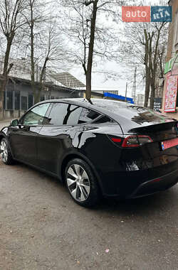 Внедорожник / Кроссовер Tesla Model Y 2023 в 