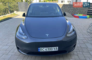 Позашляховик / Кросовер Tesla Model Y 2021 в 