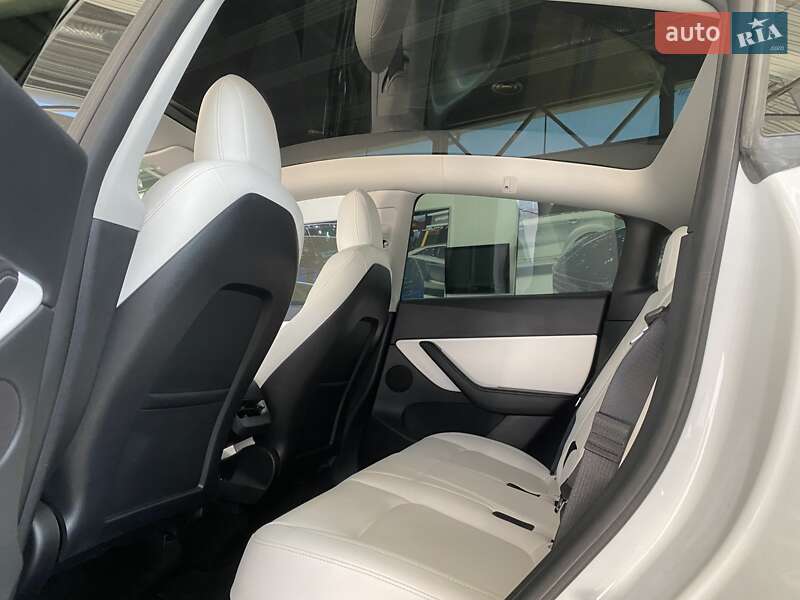 Внедорожник / Кроссовер Tesla Model Y 2021 в Одессе фото 39 Внедорожник / Кроссовер Tesla Model Y 2021 в Одессе