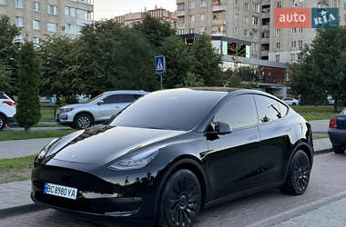 Внедорожник / Кроссовер Tesla Model Y 2021 в 