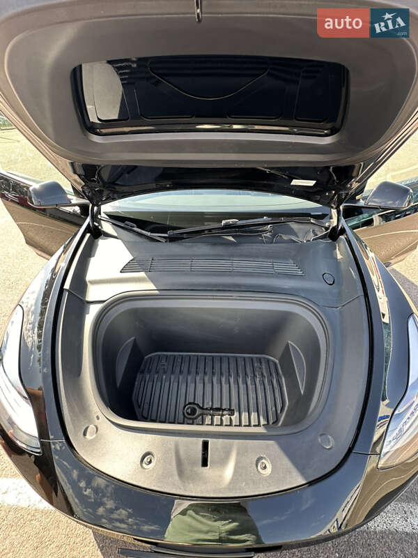 Внедорожник / Кроссовер Tesla Model Y 2023 в Ковеле фото 18 Внедорожник / Кроссовер Tesla Model Y 2023 в Ковеле