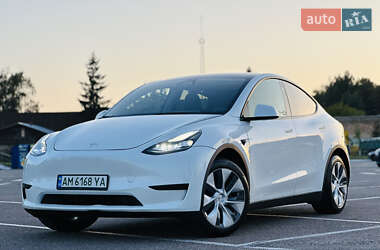 Внедорожник / Кроссовер Tesla Model Y 2024 в 