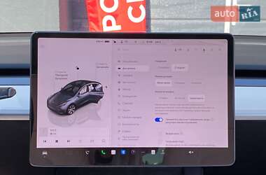 Позашляховик / Кросовер Tesla Model Y 2023 в 