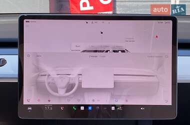Позашляховик / Кросовер Tesla Model Y 2023 в 